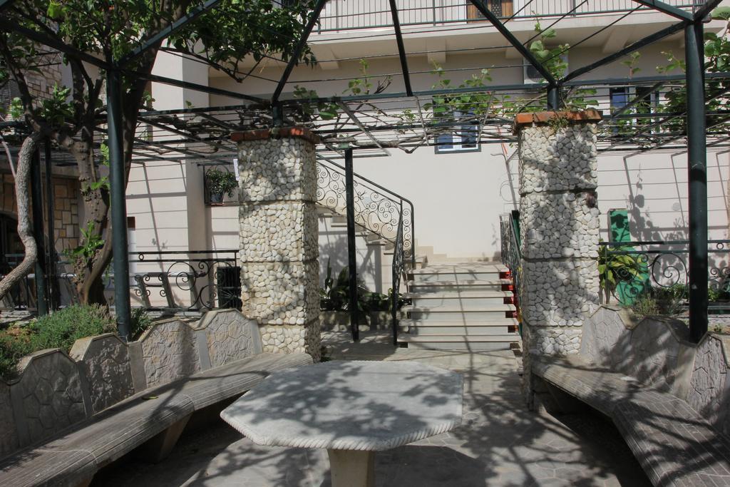 Apartment House Vitaic Supetar Chambre photo
