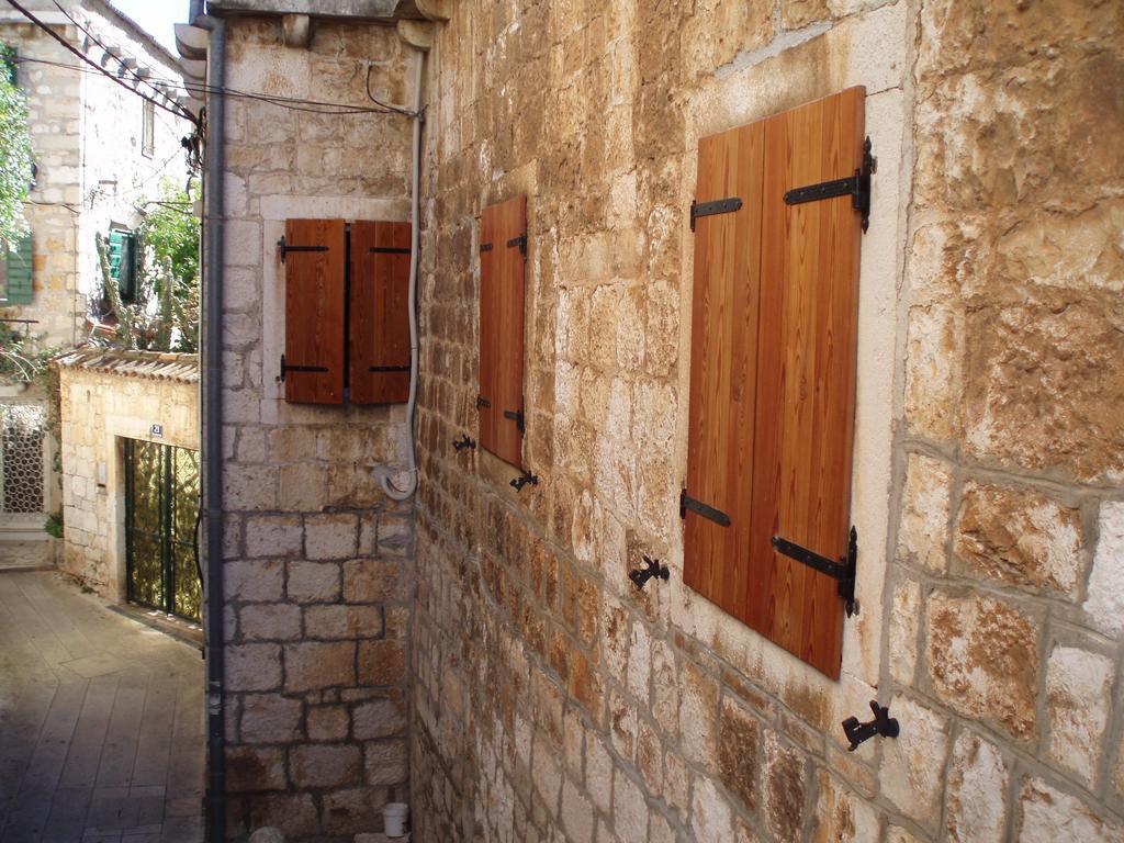 Apartment House Vitaic Supetar Extérieur photo